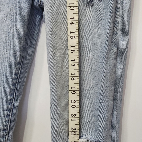 Fashion Nova Junior Jeans Size 3/26 - Picture 6 of 16